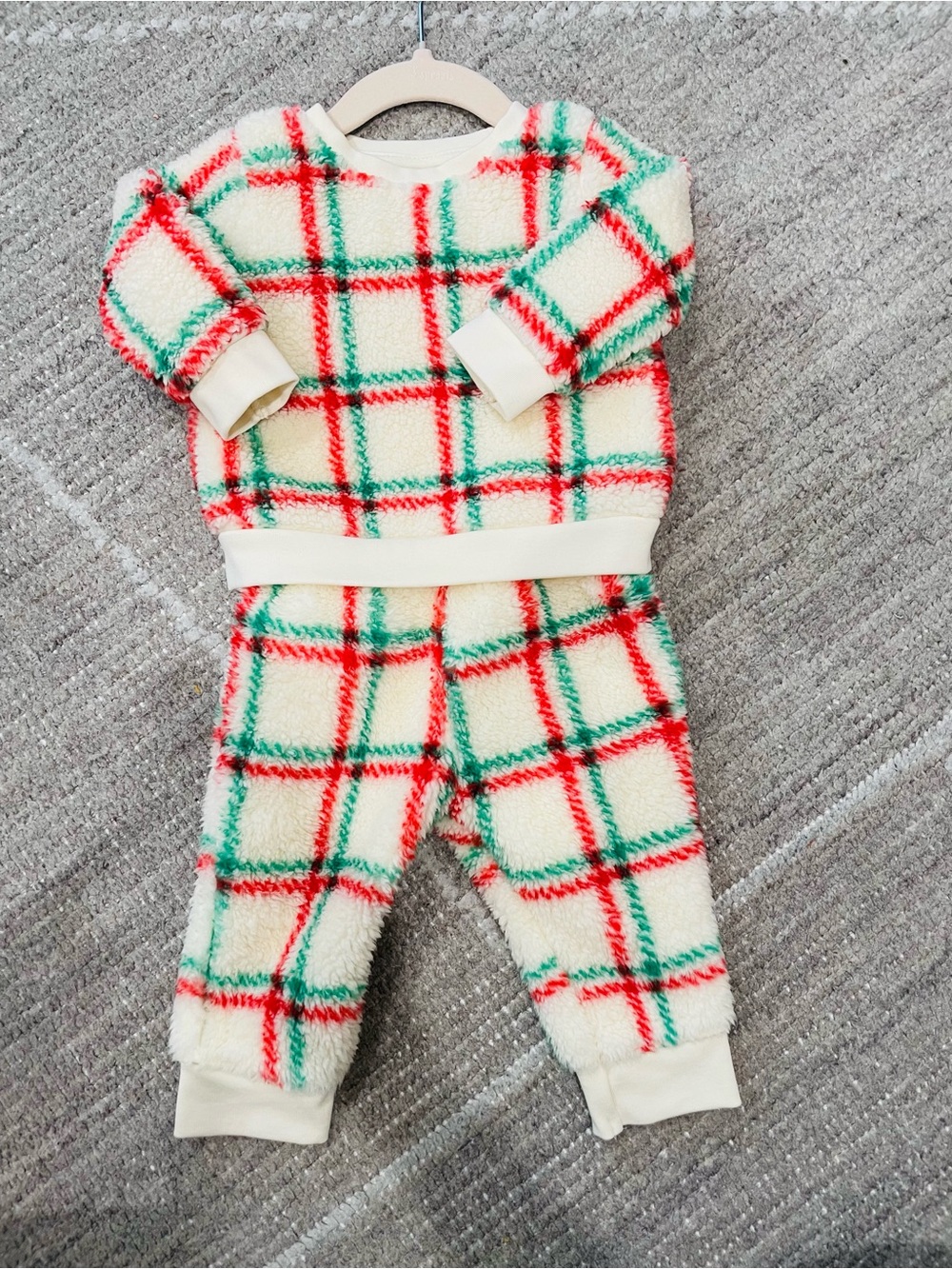 Cat & Jack Cream Sherpa Christmas Plaid Pajama  🎅 🎄